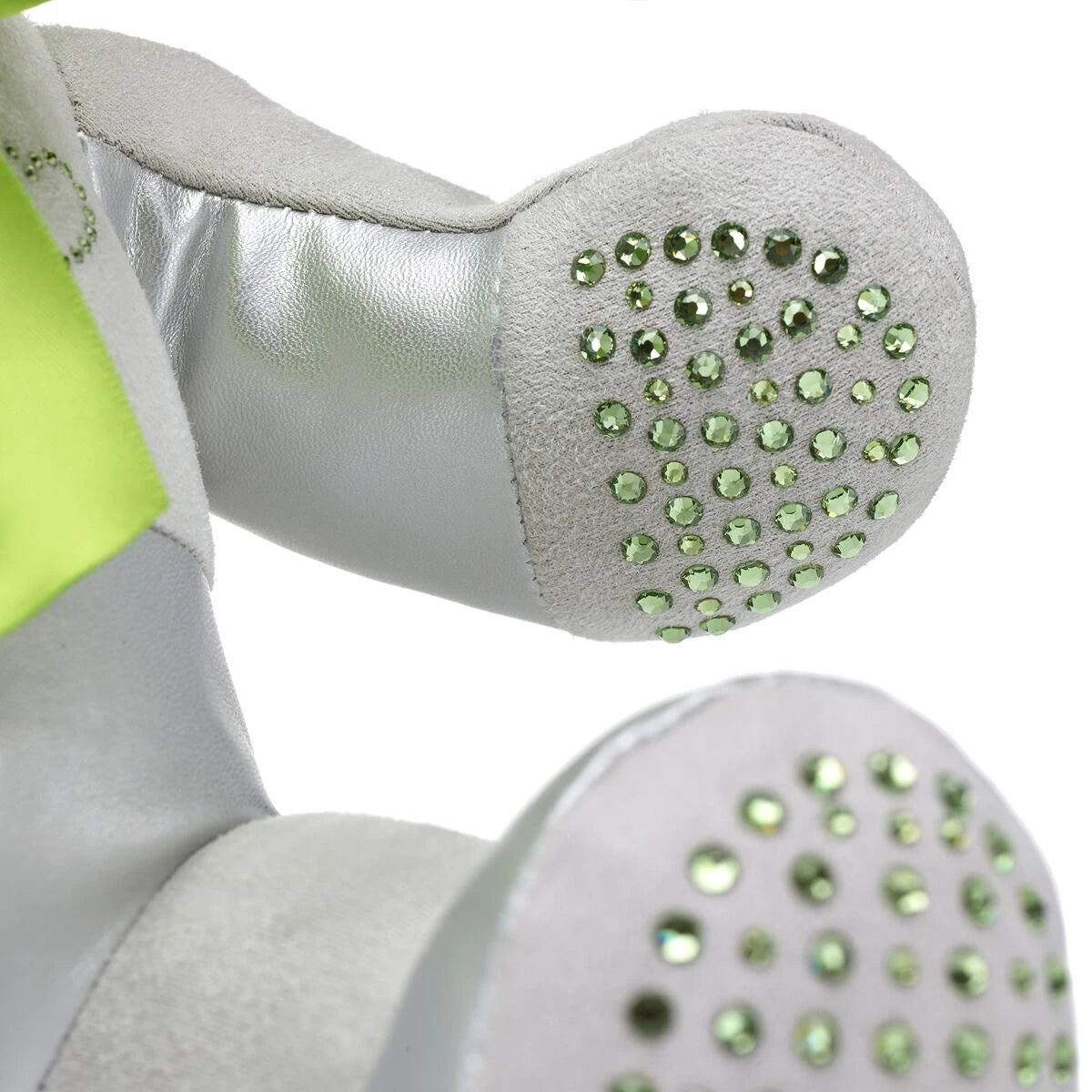 Birthstone Bear Featuring Swarovski® Peridot crystals | Build-A-Bear® - US 4771