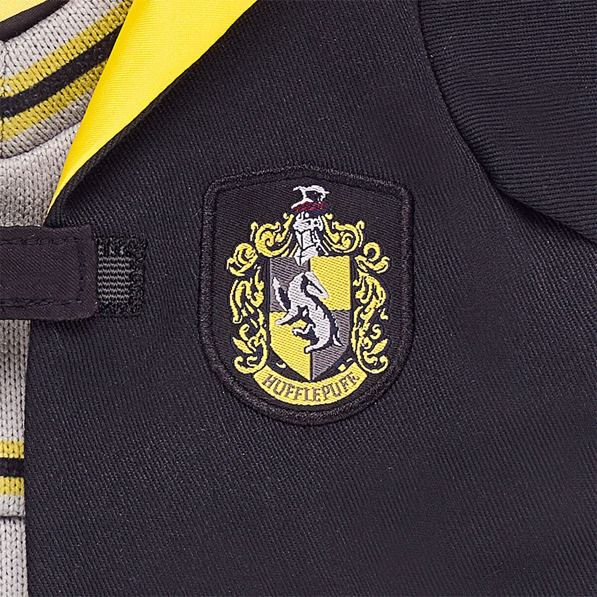 Hufflepuff House Robe for Stuffed Toys | Harry Potter at Build-A-Bear® - US 8540