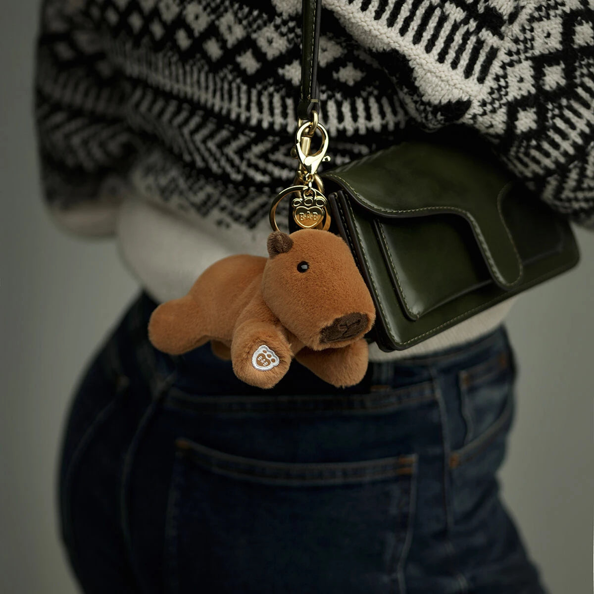 Capybara Plush Bag Charm | Build-A-Bear - US 5593
